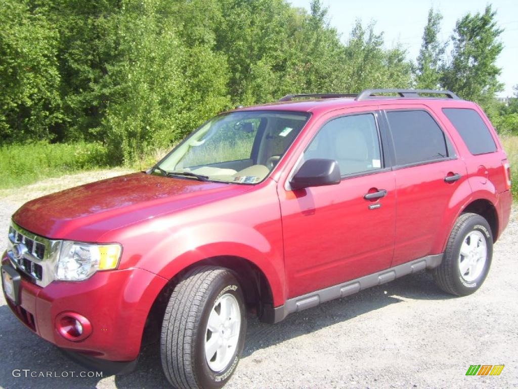 2009 Escape XLT V6 4WD - Sangria Red Metallic / Charcoal photo #1