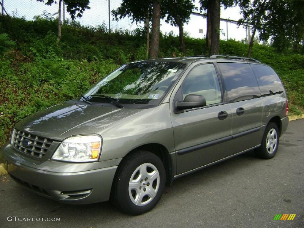 Spruce Green Metallic Ford Freestar