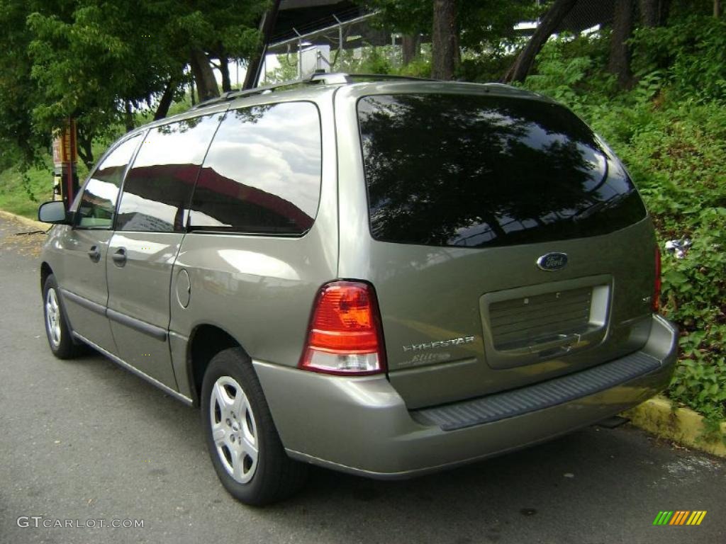 2005 Freestar SE - Spruce Green Metallic / Pebble Beige photo #5