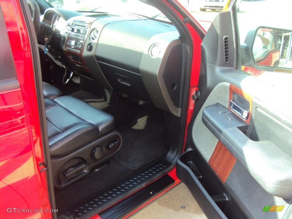 2005 F150 Lariat SuperCrew 4x4 - Bright Red / Black photo #12