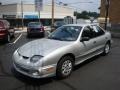 2002 Ultra Silver Metallic Pontiac Sunfire SE Sedan  photo #1