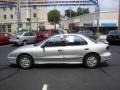 2002 Ultra Silver Metallic Pontiac Sunfire SE Sedan  photo #2