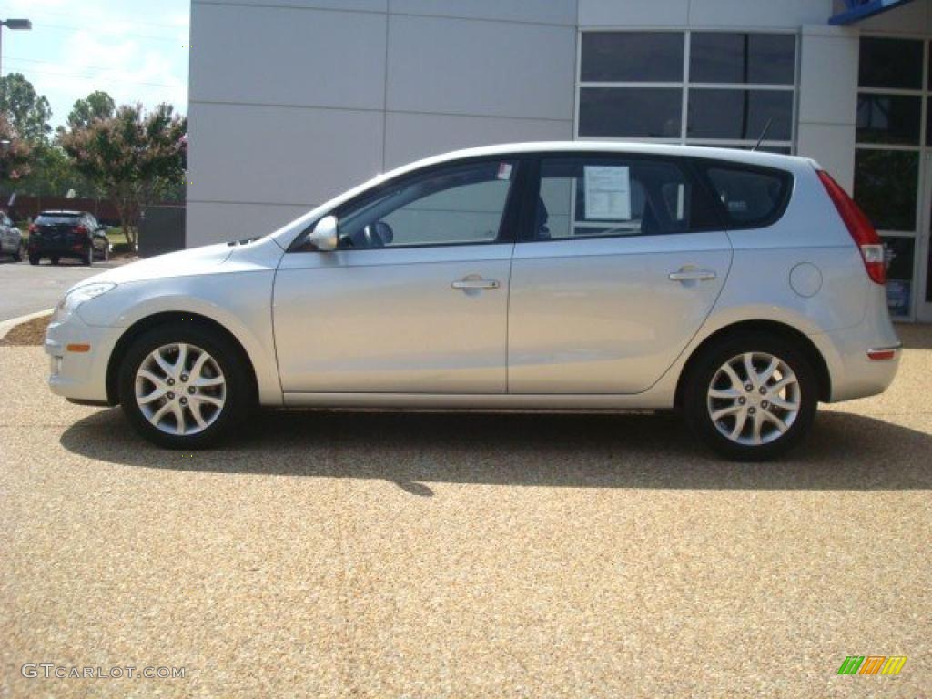 2009 Elantra Touring - Quicksilver / Black photo #3