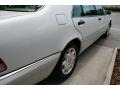 Polar White - S 320 Sedan Photo No. 17