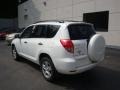 Super White - RAV4 I4 Photo No. 2