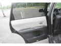 Diamond Gray Metallic - B9 Tribeca Limited 7 Passenger Photo No. 14