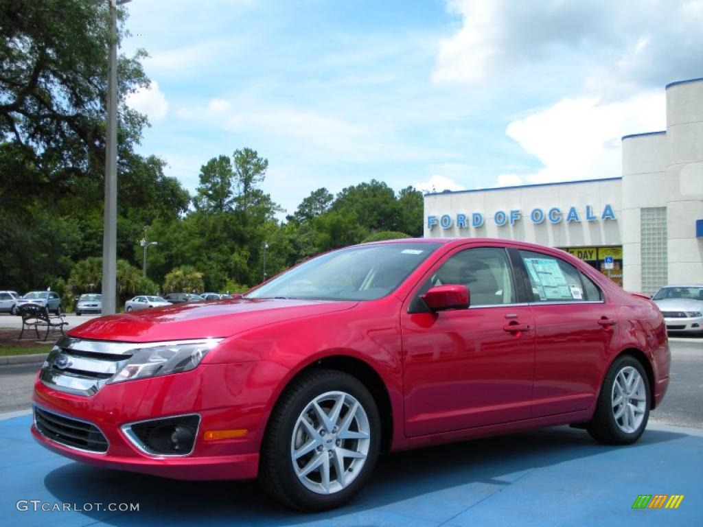 2010 Fusion SEL - Red Candy Metallic / Camel photo #1