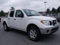 Avalanche White - Frontier SE Crew Cab Photo No. 7