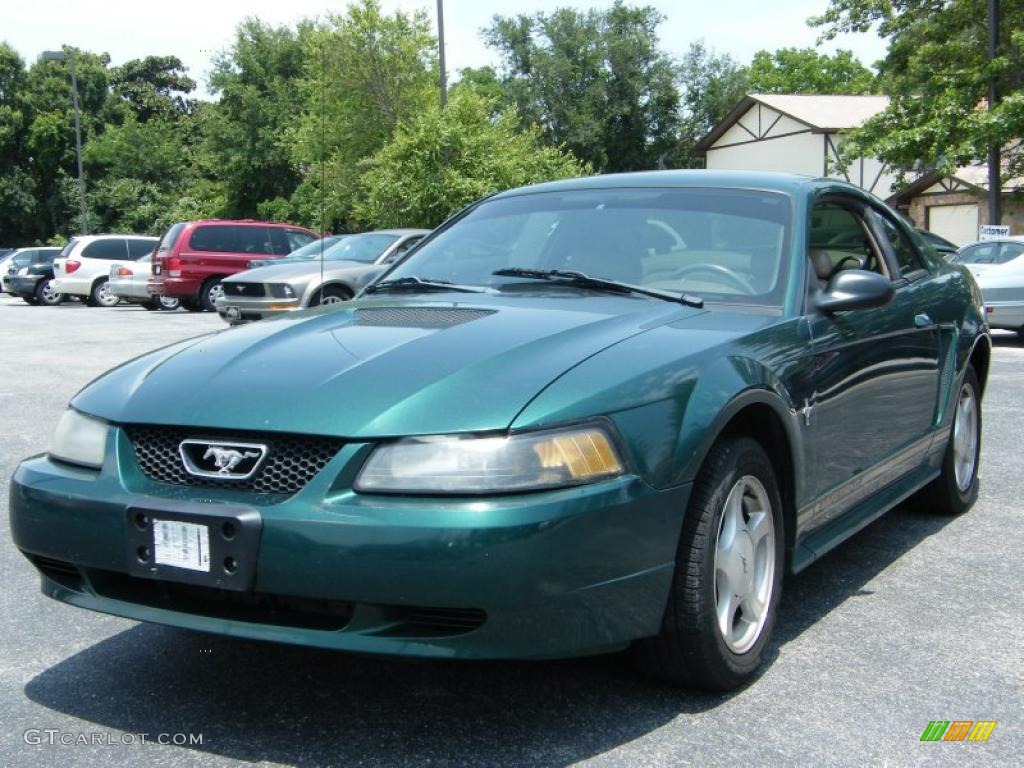 2001 Mustang V6 Coupe - Dark Highland Green / Medium Parchment photo #1