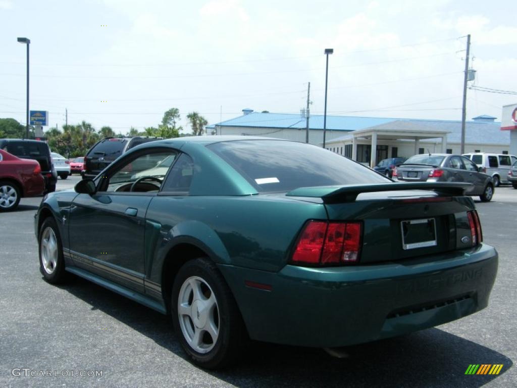 2001 Mustang V6 Coupe - Dark Highland Green / Medium Parchment photo #3