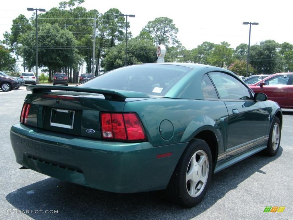 2001 Mustang V6 Coupe - Dark Highland Green / Medium Parchment photo #5