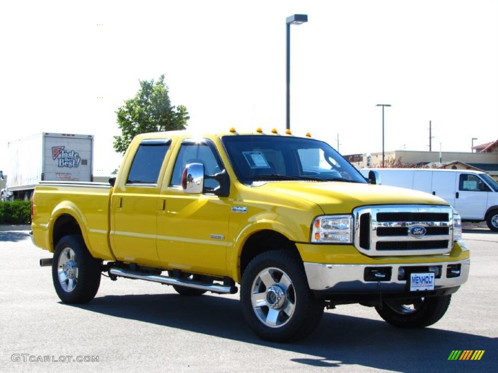 2006 F350 Super Duty Amarillo Edition Crew Cab 4x4 - Blazing Yellow / Black photo #12