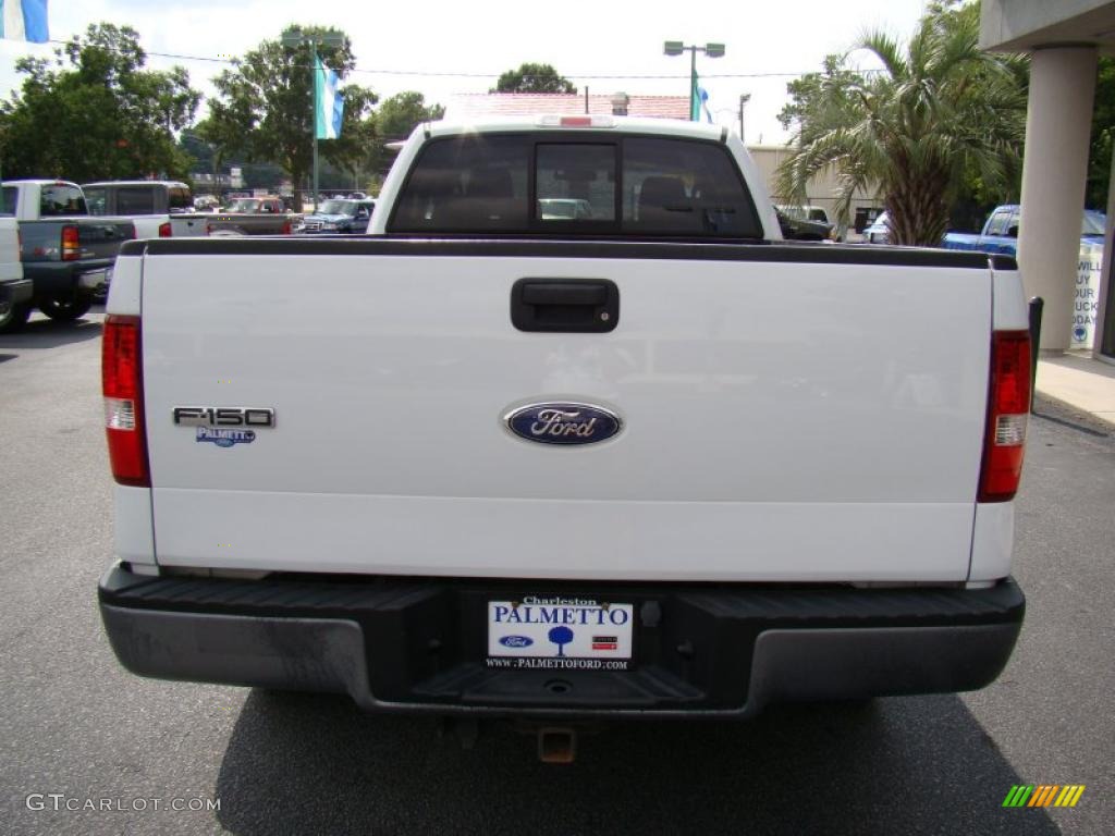 2006 F150 XL SuperCab - Oxford White / Medium/Dark Flint photo #8