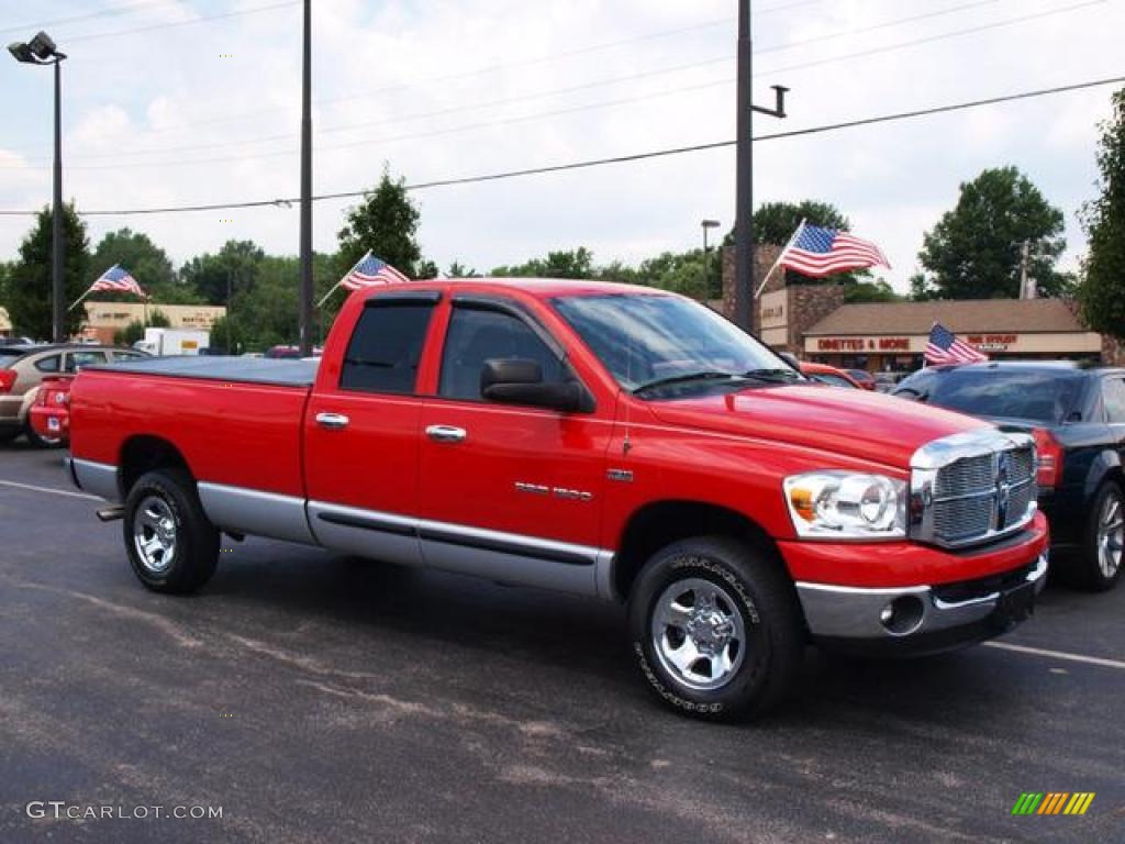 2007 Ram 1500 SLT Quad Cab 4x4 - Flame Red / Khaki Beige photo #2