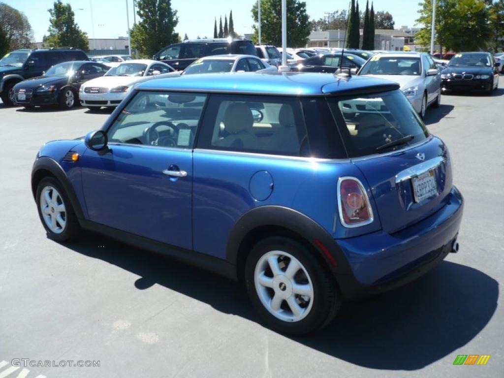 2007 Cooper Hardtop - Lightning Blue Metallic / Gravity Tuscan Beige photo #5