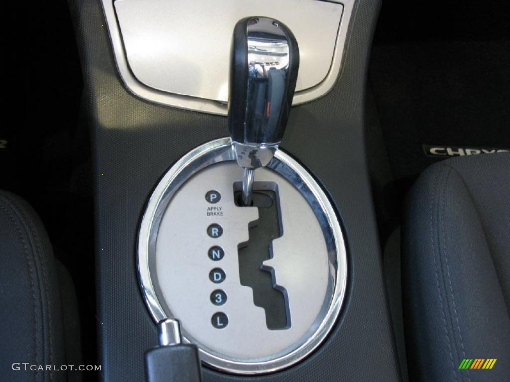 2009 Sebring Touring Convertible - Stone White / Dark Slate Gray photo #17