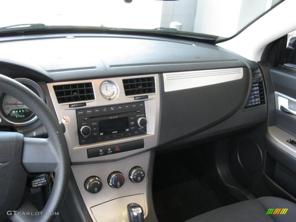 2009 Sebring Touring Convertible - Stone White / Dark Slate Gray photo #21