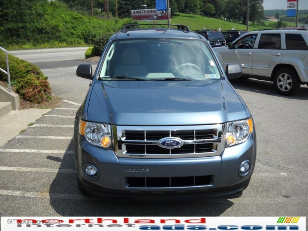 2010 Escape XLT V6 4WD - Steel Blue Metallic / Stone photo #3