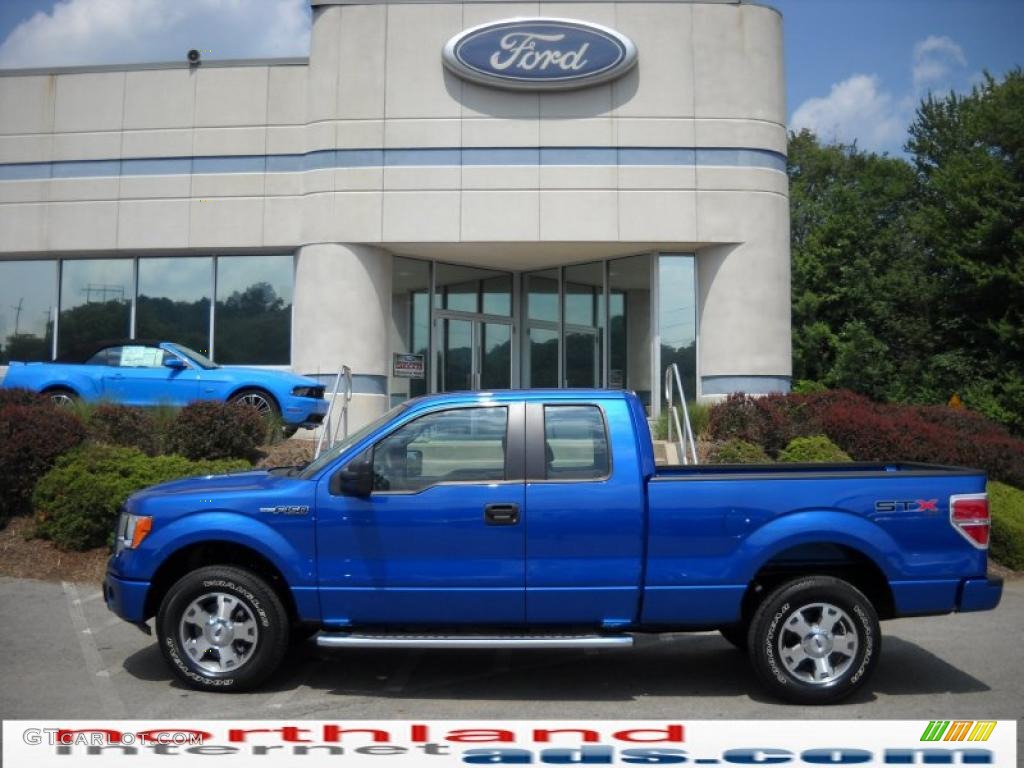 2010 F150 STX SuperCab 4x4 - Blue Flame Metallic / Medium Stone photo #1