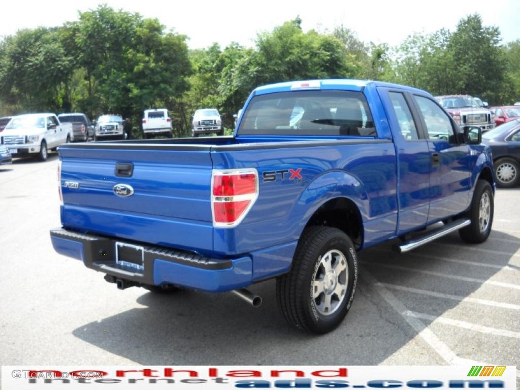 2010 F150 STX SuperCab 4x4 - Blue Flame Metallic / Medium Stone photo #6