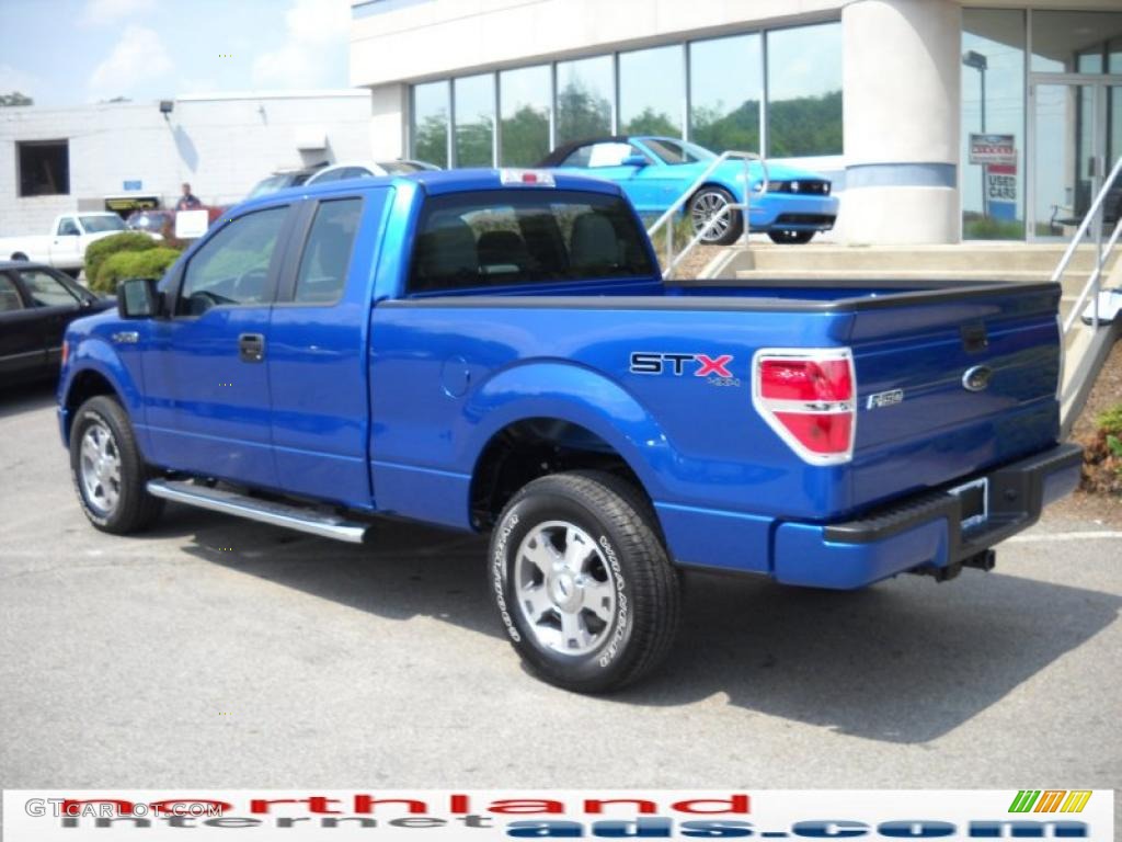 2010 F150 STX SuperCab 4x4 - Blue Flame Metallic / Medium Stone photo #8