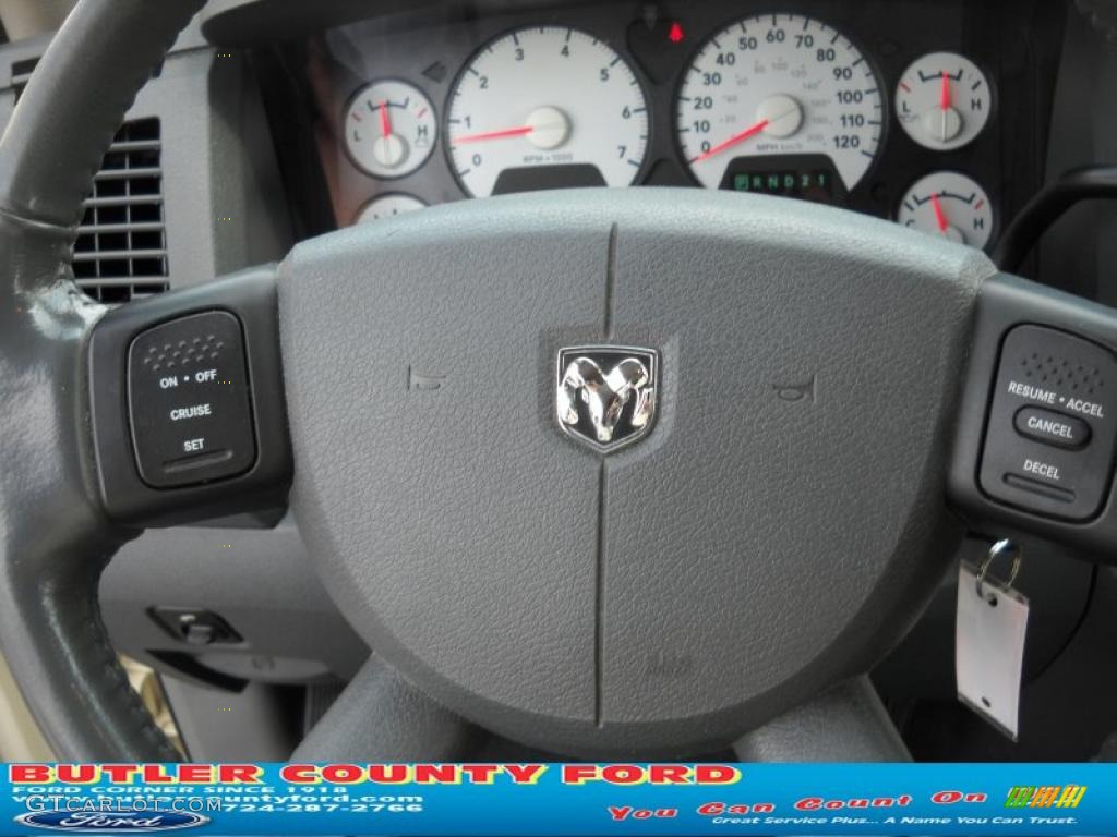 2007 Ram 1500 Big Horn Edition Quad Cab 4x4 - Cool Vanilla / Medium Slate Gray photo #24