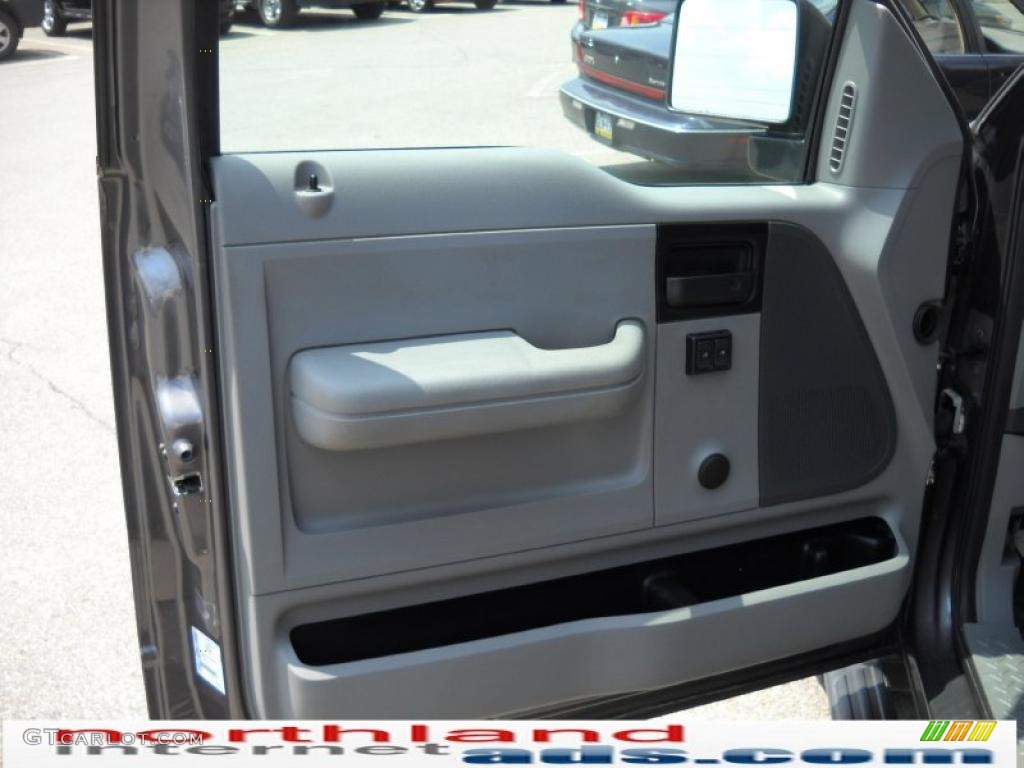 2005 F150 STX SuperCab 4x4 - Dark Shadow Grey Metallic / Medium Flint Grey photo #9