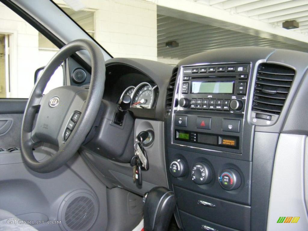 2008 Sorento LX - Ebony Black / Gray photo #23