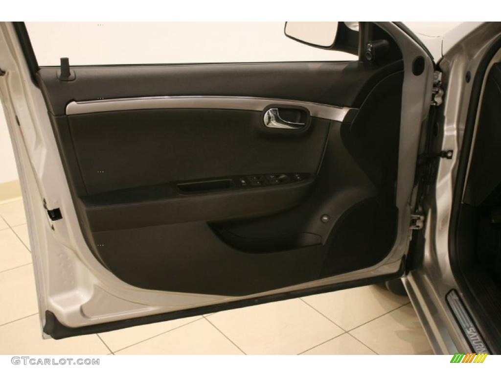 2007 Aura XR - Silver Pearl Metallic / Black photo #8