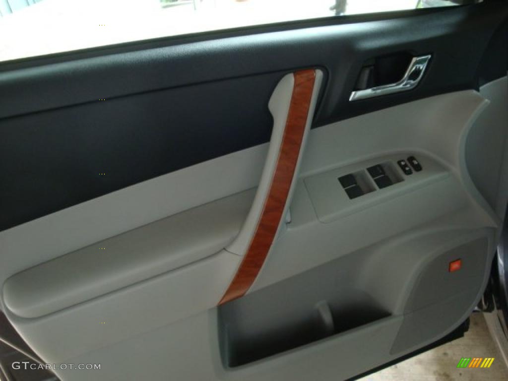 2010 Highlander Limited 4WD - Magnetic Gray Metallic / Ash photo #11