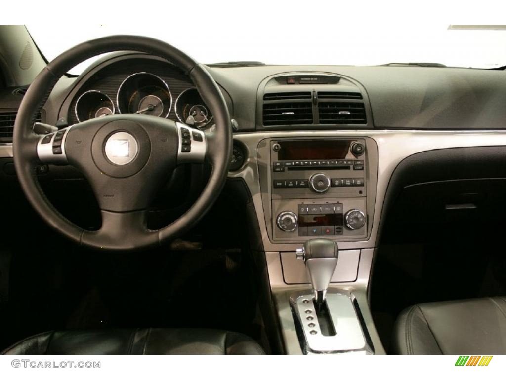 2007 Aura XR - Silver Pearl Metallic / Black photo #22