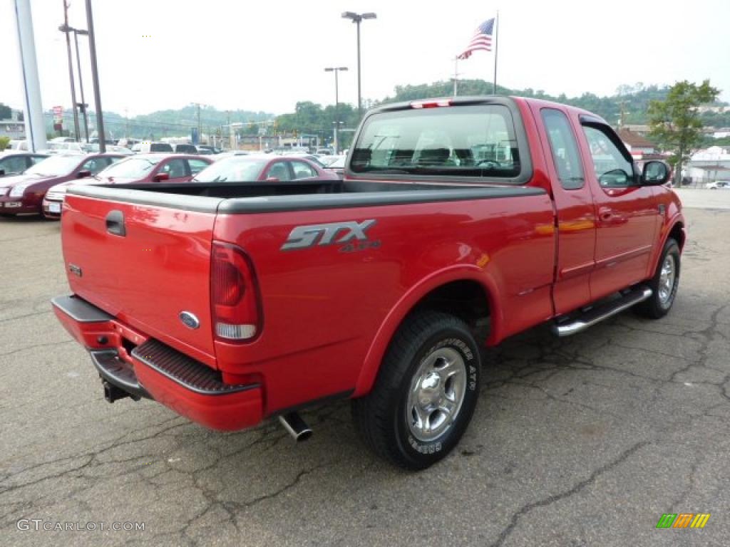 2003 F150 STX SuperCab 4x4 - Bright Red / Medium Graphite Grey photo #4