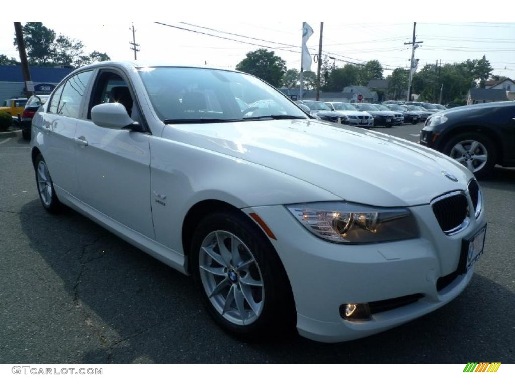 Alpine White BMW 3 Series