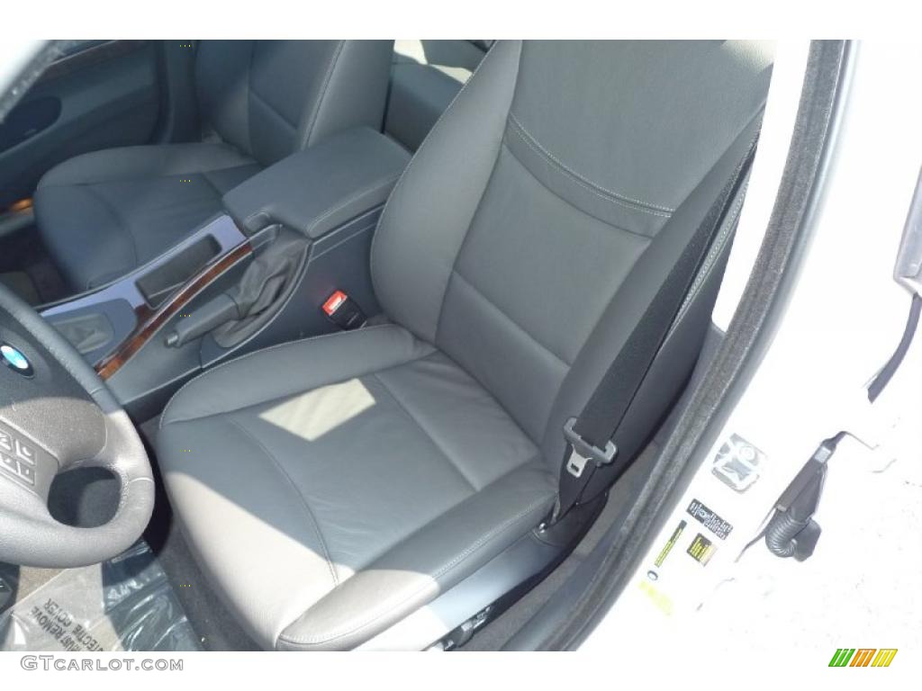 2010 3 Series 328i xDrive Sedan - Alpine White / Black photo #9