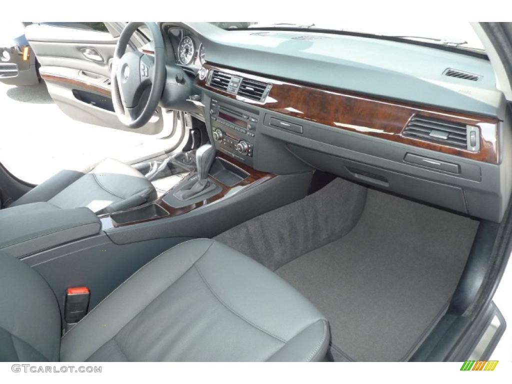 2010 3 Series 328i xDrive Sedan - Alpine White / Black photo #34