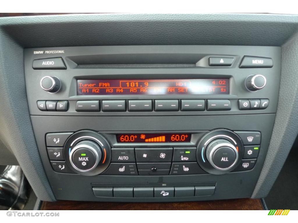 2010 3 Series 328i xDrive Sedan - Alpine White / Black photo #44