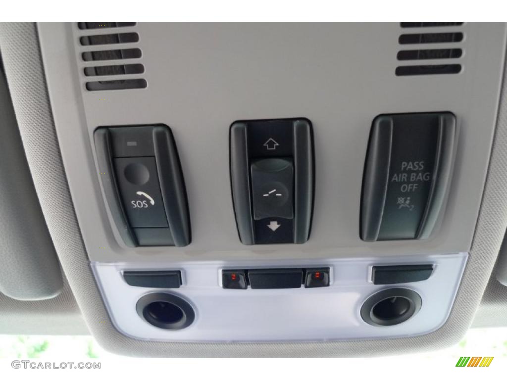 2010 3 Series 328i xDrive Sedan - Alpine White / Black photo #47