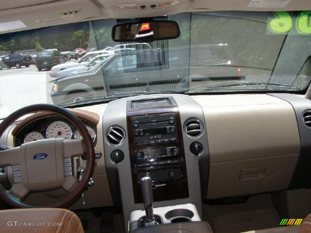 2006 F150 King Ranch SuperCrew 4x4 - Black / Castano Brown Leather photo #23