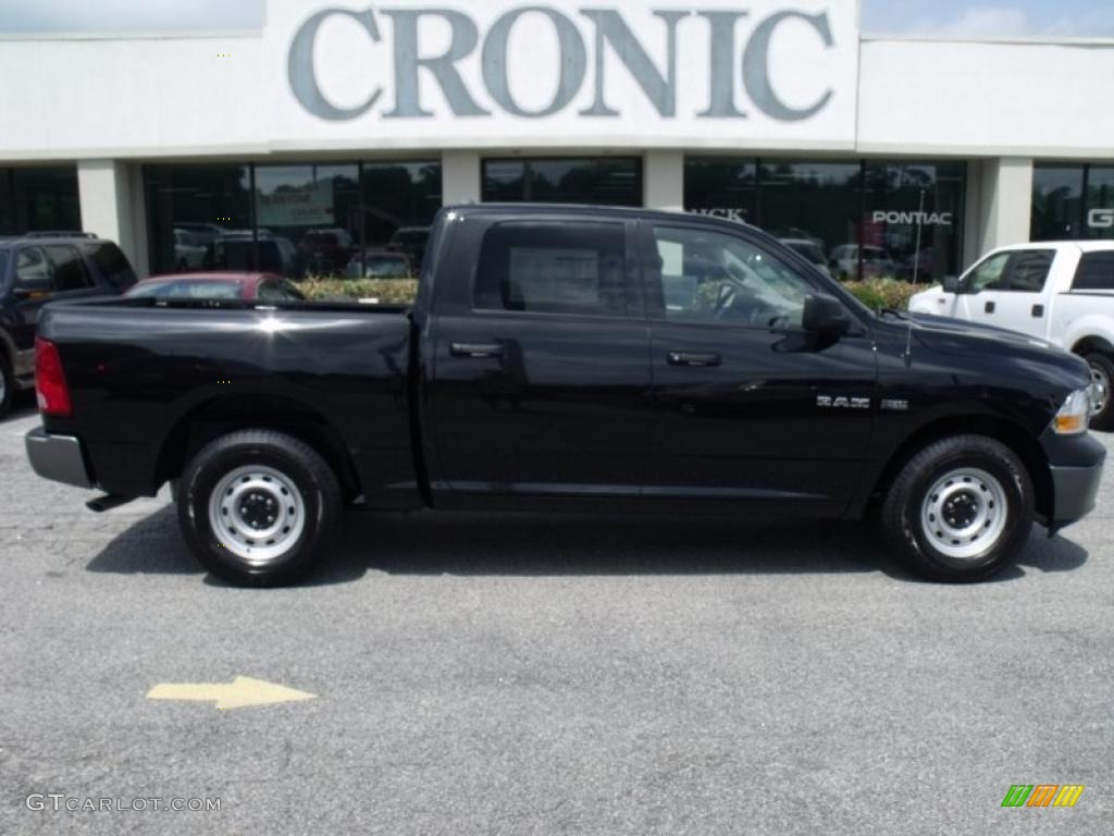 2010 Ram 1500 ST Crew Cab - Brilliant Black Crystal Pearl / Dark Slate/Medium Graystone photo #1