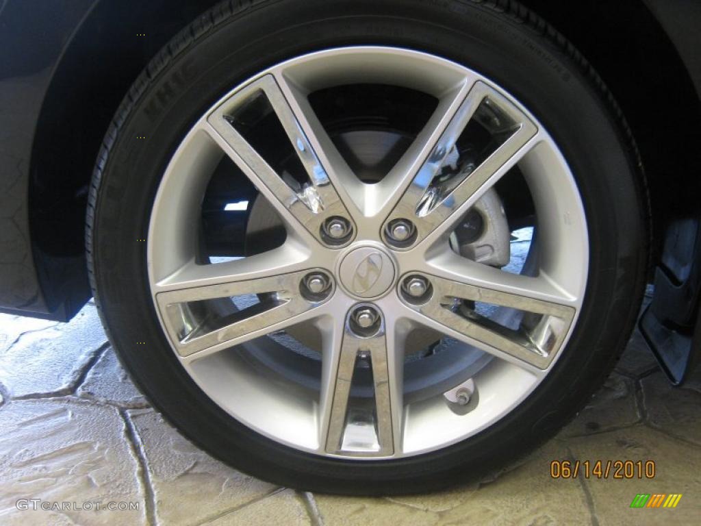 2009 Elantra Touring - Black Pearl / Beige photo #12