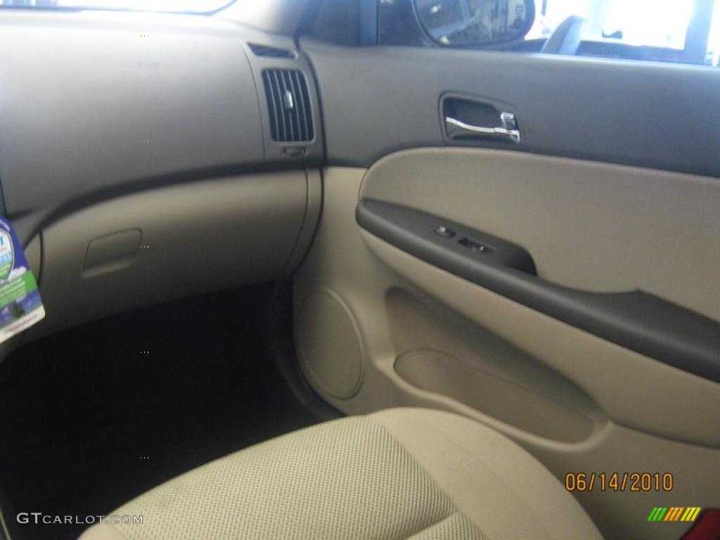 2009 Elantra Touring - Black Pearl / Beige photo #15