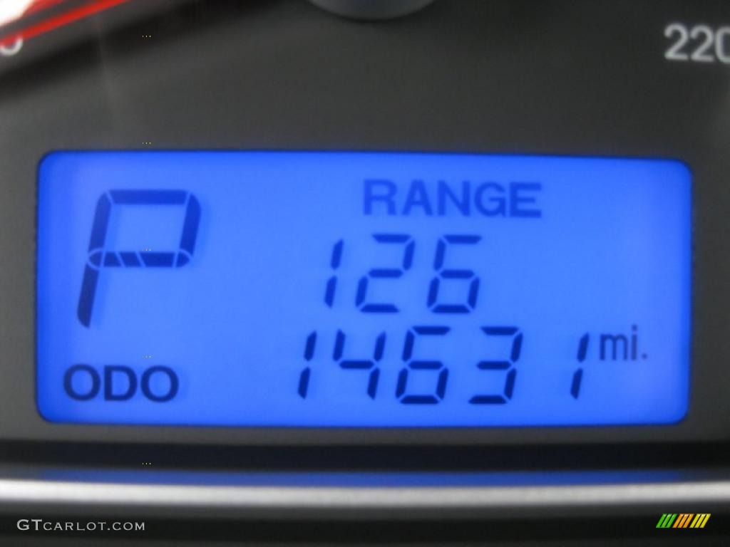2009 Elantra SE Sedan - Quicksilver / Gray photo #3