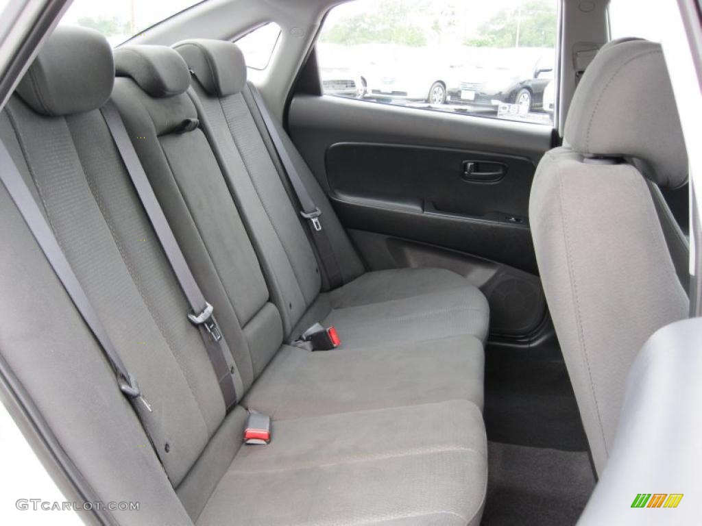 2009 Elantra SE Sedan - Quicksilver / Gray photo #9