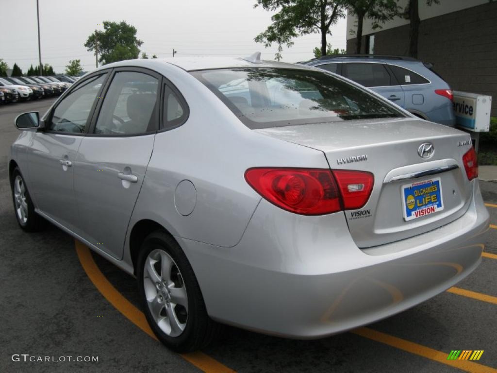 2009 Elantra SE Sedan - Quicksilver / Gray photo #17
