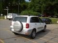 Super White - RAV4 4WD Photo No. 20