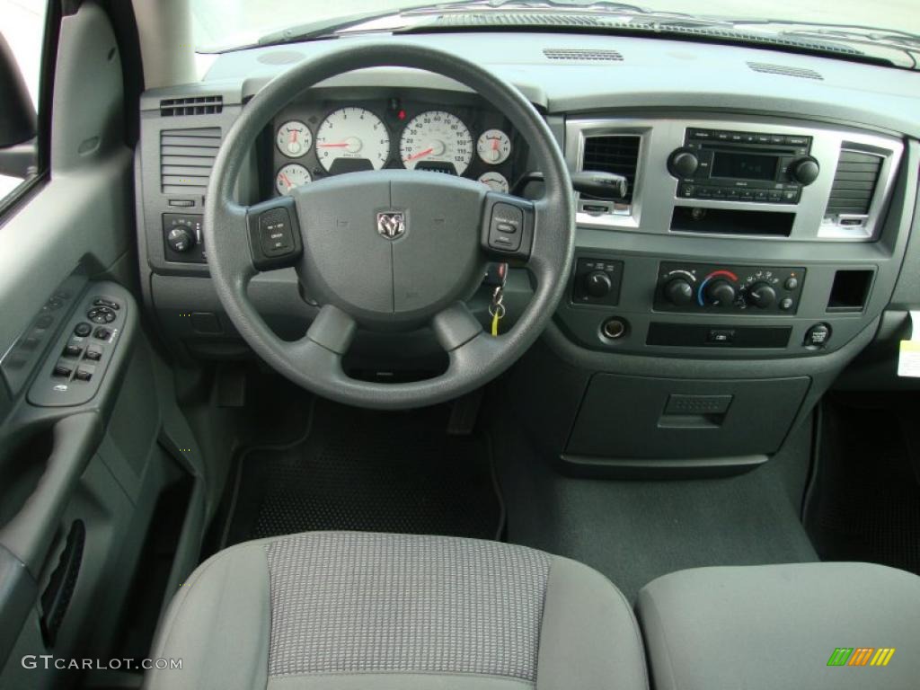 2008 Ram 1500 Big Horn Edition Quad Cab 4x4 - Bright Silver Metallic / Medium Slate Gray photo #21