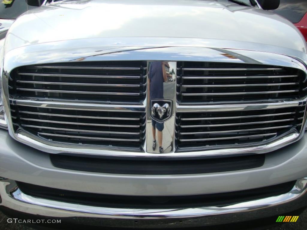 2008 Ram 1500 Big Horn Edition Quad Cab 4x4 - Bright Silver Metallic / Medium Slate Gray photo #24