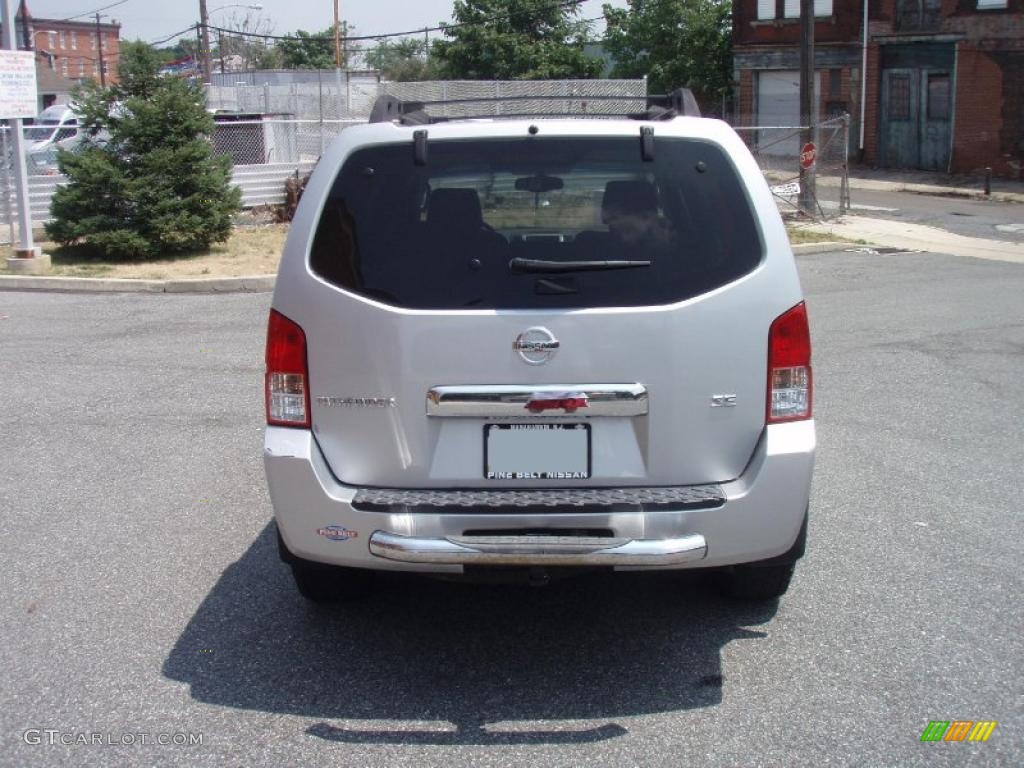 2005 Pathfinder SE 4x4 - Silver Lightning Metallic / Graphite photo #11