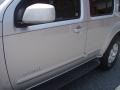 Silver Lightning Metallic - Pathfinder SE 4x4 Photo No. 15