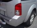 Silver Lightning Metallic - Pathfinder SE 4x4 Photo No. 19